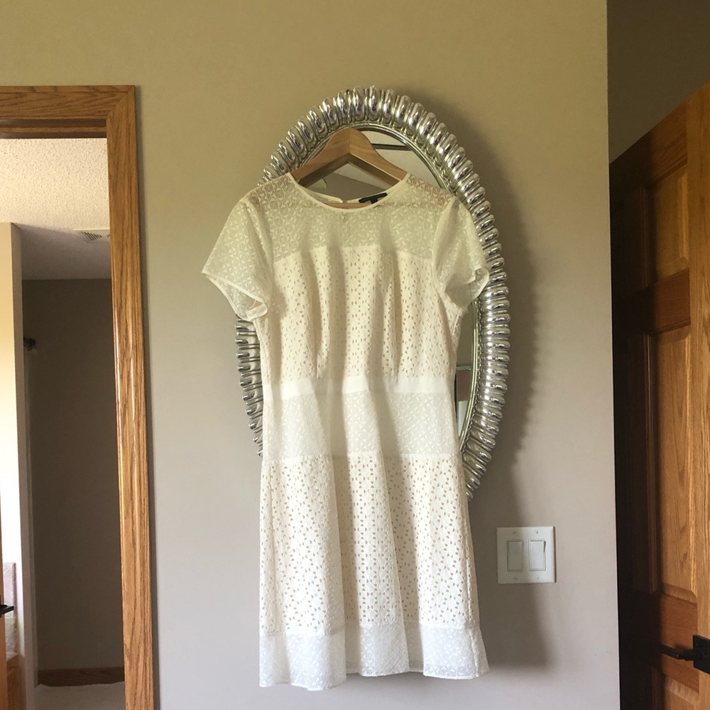 Banana republic white summer lace dress